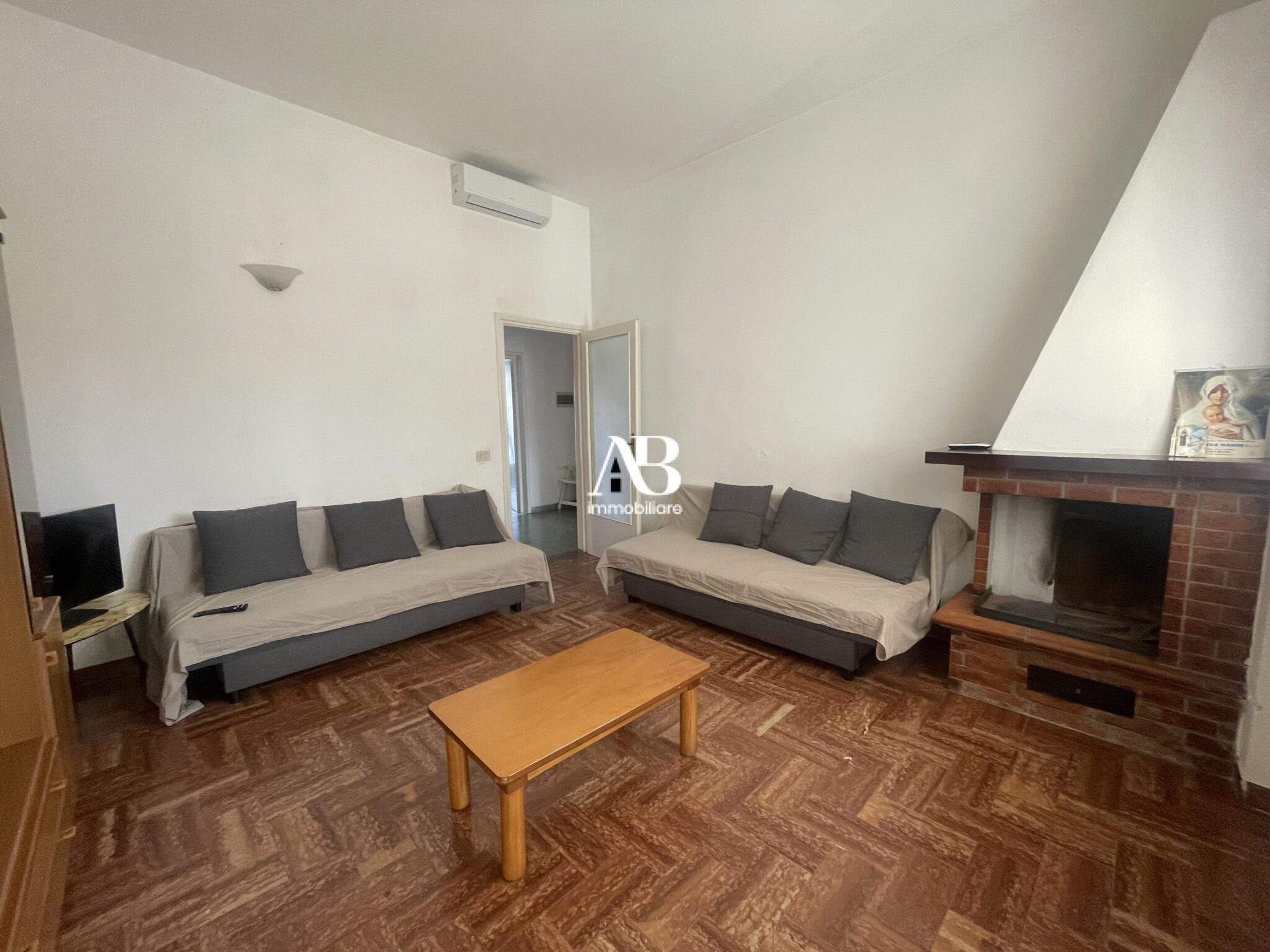 Appartamento con terrazza vicino alla pineta