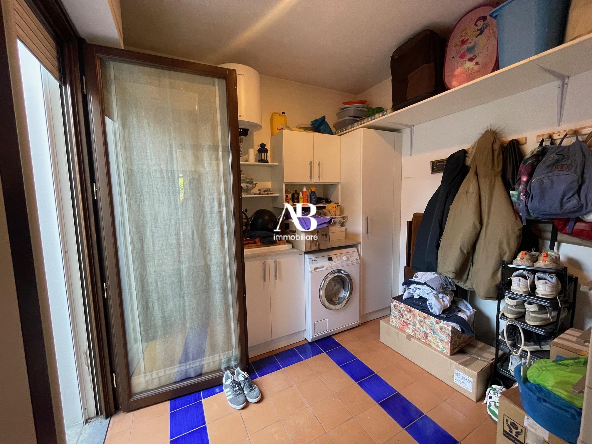 Villetta ristrutturata con posto auto