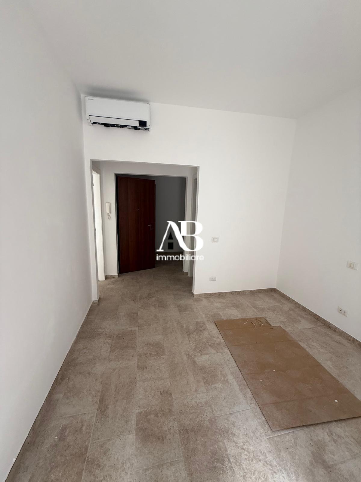 Trilocale in centro ristrutturato