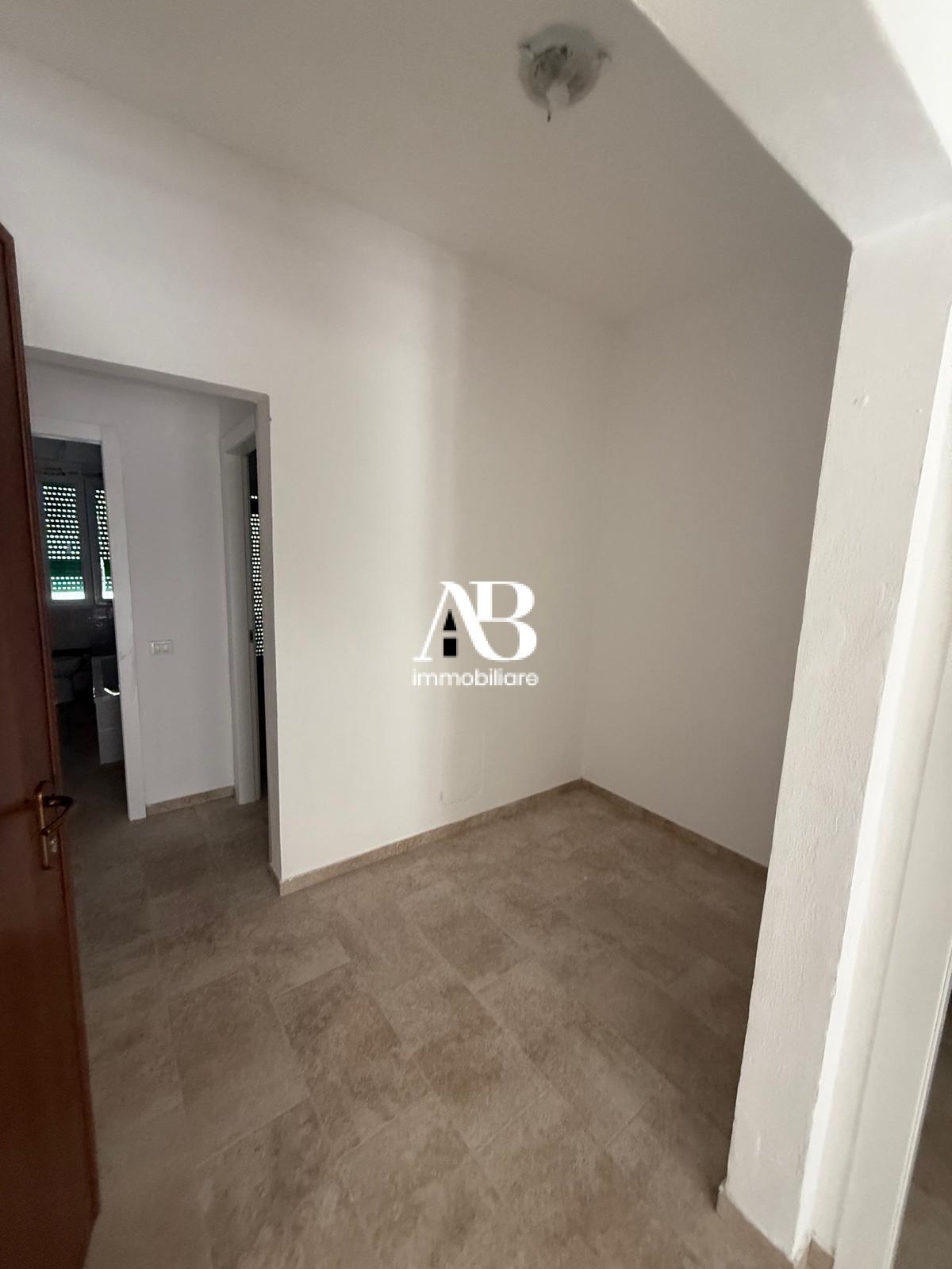 Trilocale in centro ristrutturato