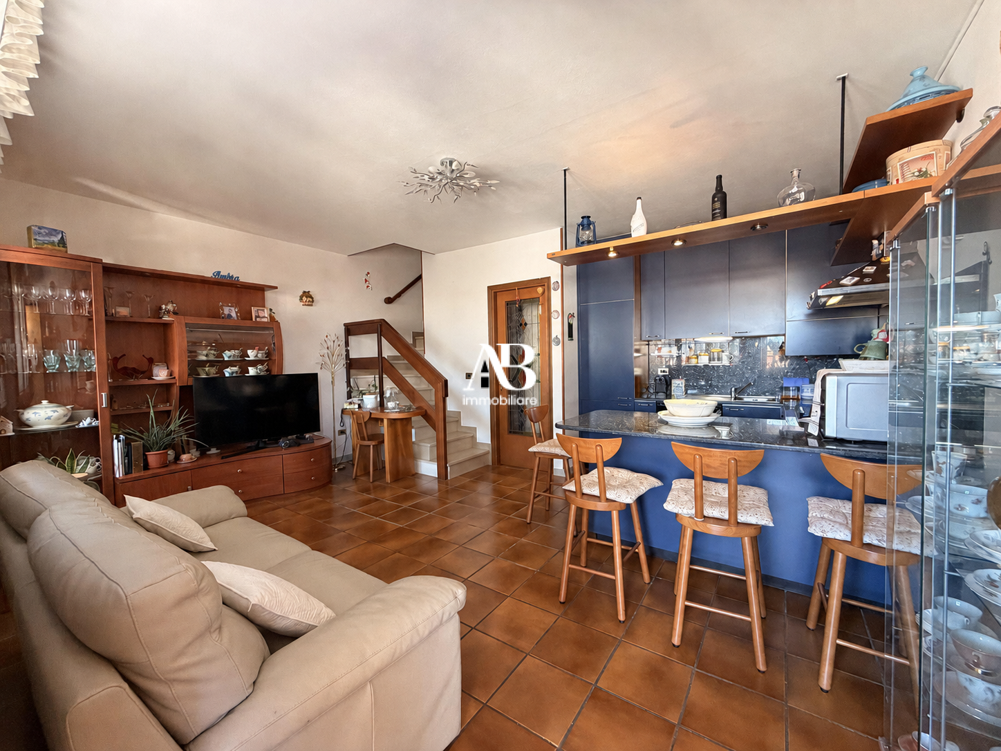 Luminoso duplex con posto auto